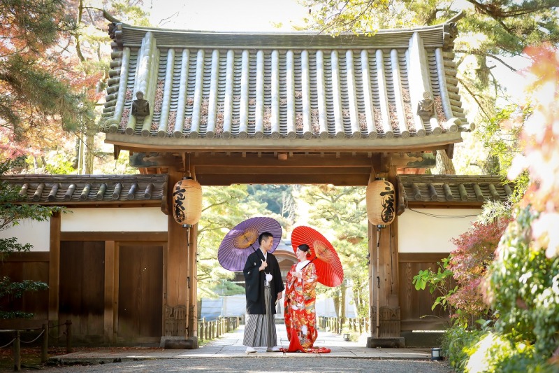 【フォ割★11/26~12/15撮影】和洋ロケ(三渓園+開港記念会館)弐点プラン《衣装追加料なし・申請料・移動・データ210枚》