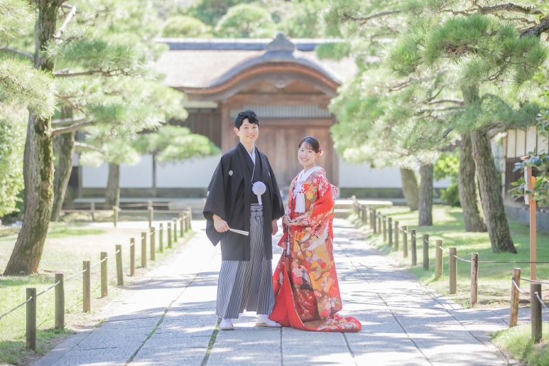 【SUMMER割★7/1~8/16撮影】和洋ロケ(三渓園+大桟橋:夜景)弐点プラン《衣装追加料なし・申請料・データ210枚》
