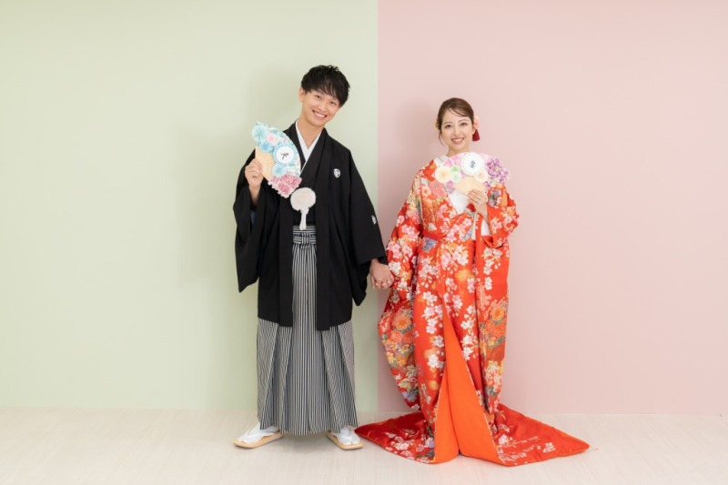 雨でも安心♪和装スタジオ弐点プラン【金屏風撮影あり!衣装の差額無し!レタッチ済みデータ120カット付き!】