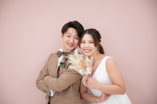 【8月限定★5,000円OFF！WB付】平日85,000円 ➡ 特別価格80,000円✨『和洋スタジオ弐点プラン』データ120枚