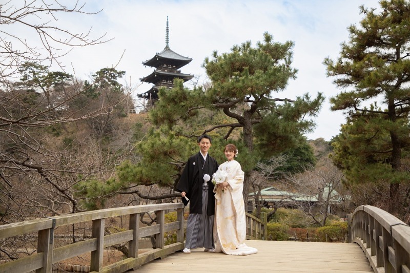 【早割★12/16~1/31撮影】和洋ロケ(三渓園+大桟橋:夜景)弐点プラン《衣装追加料金なし・申請料・移動費・データ210枚》
