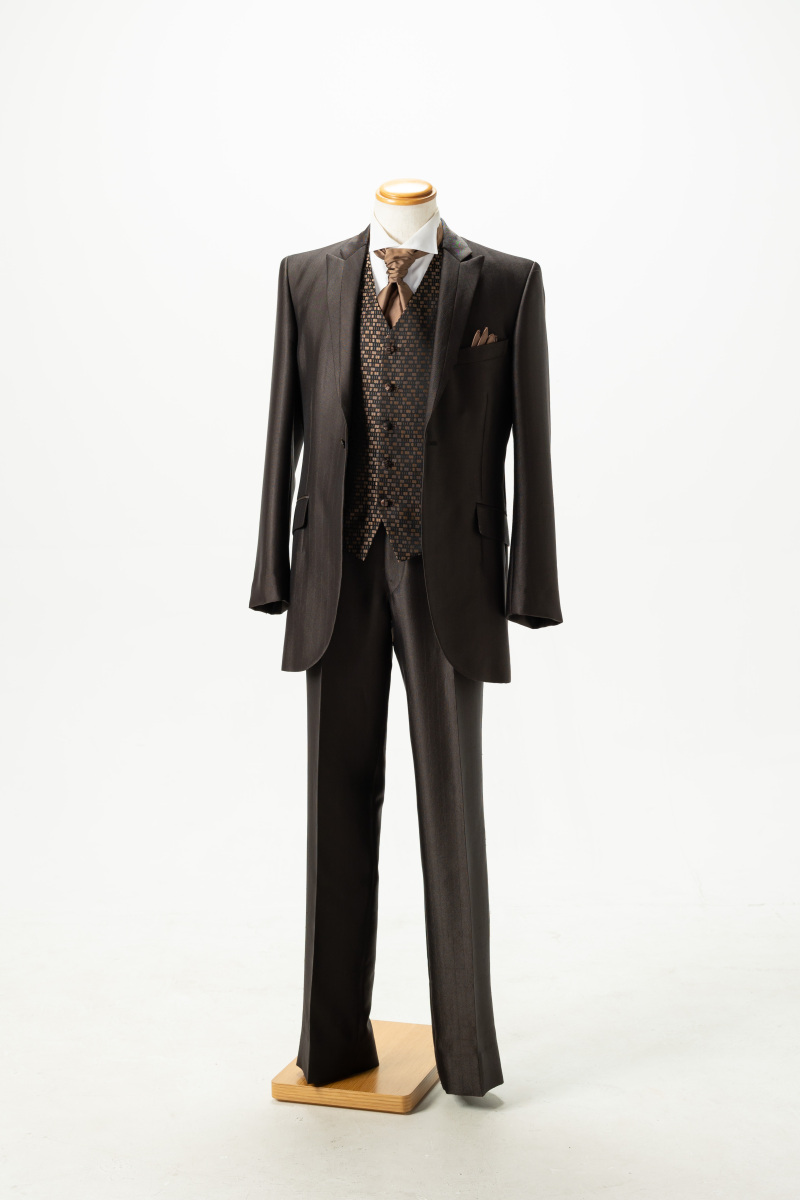 ブラウンタキシード