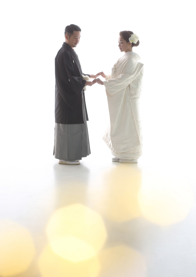 2人で手を取り合って…