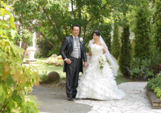 幸せなお二人の今を写します！