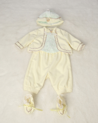 男の子　60cm クリームイエロー