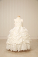 女の子　100cm白