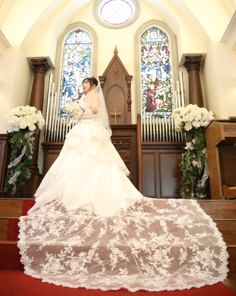 ロングトレーンを広げて・・・