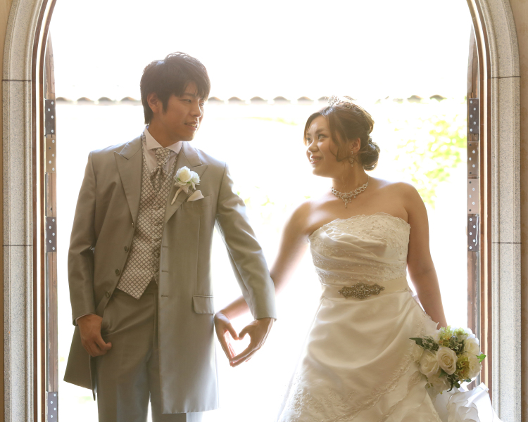 欠かせないウェディングドレス！