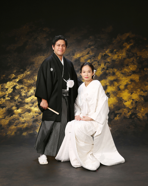 白無垢でガラリと雰囲気を変えて