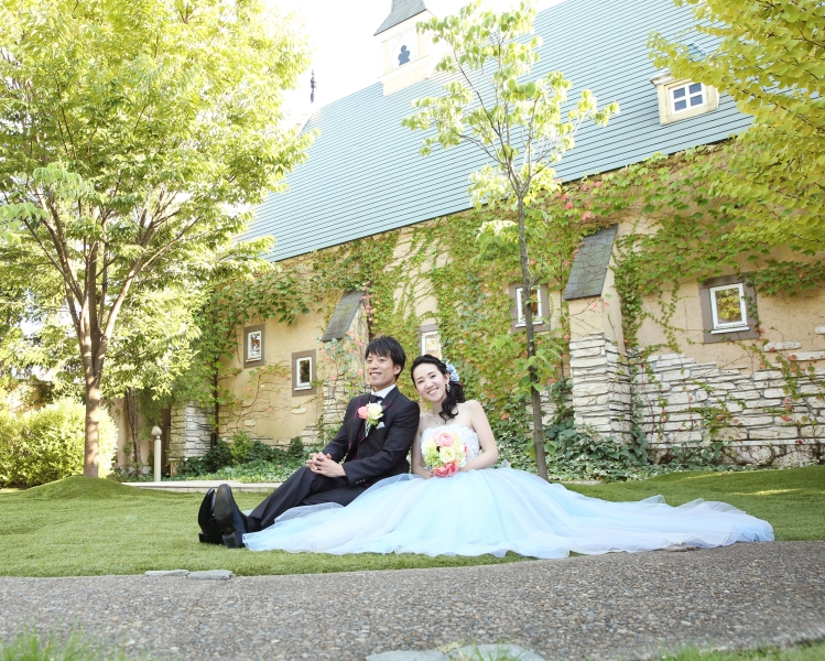 カラードレスも映えるガーデンです