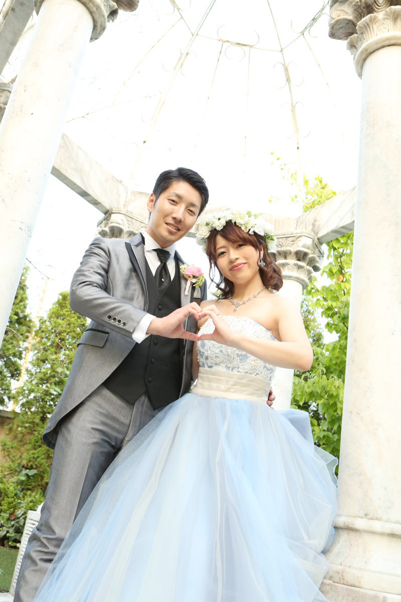 カラードレスはロケをふんだんに！