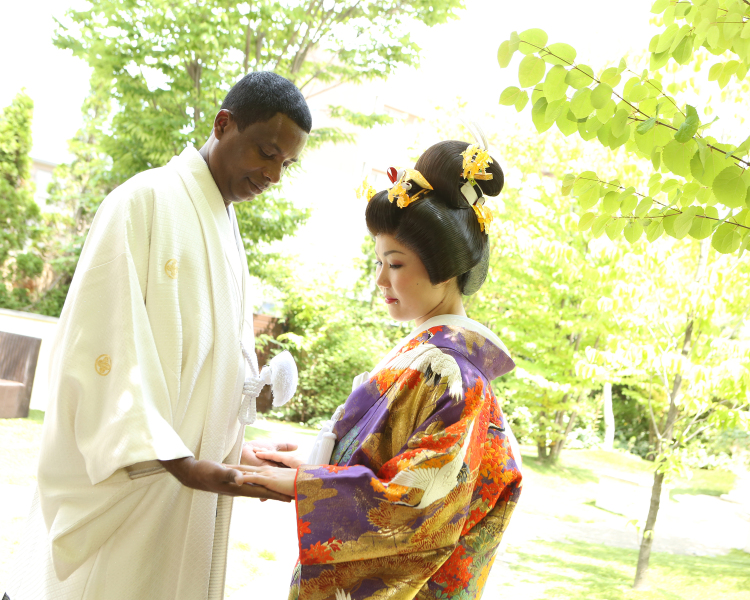 色打掛は紫で上品に♪