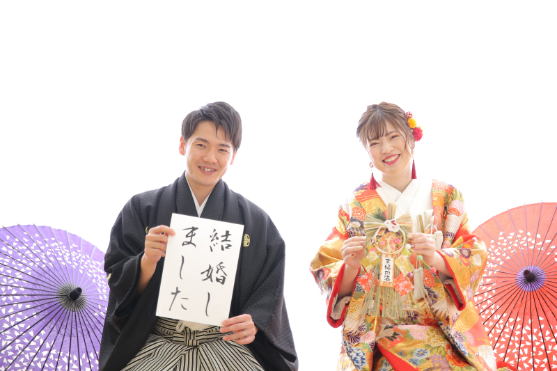 《全データ付きプラン》和装１着スタジオ・ロケ―ション撮影プラン【六切写真台紙付】