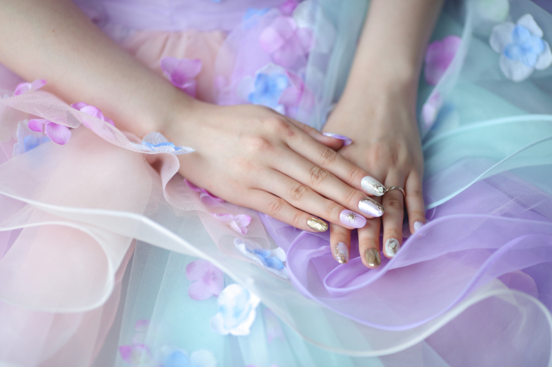 安心ソロウエディング◆洋装１着スタジオ・ロケ―ション撮影プラン【六切写真台紙付】