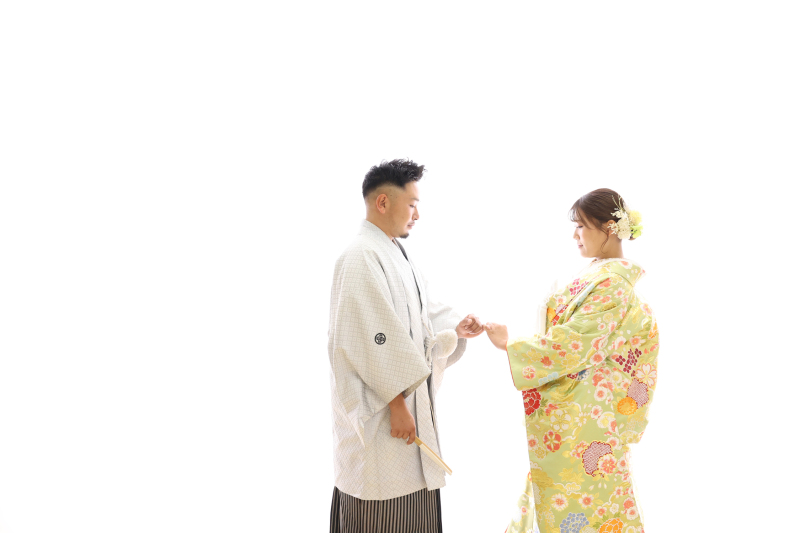 ◆ドレス&和装が3着選べる◆100カット撮影◆毎月8組様だけ\50%OFF/(通常195,250円)12月撮影も受付中です