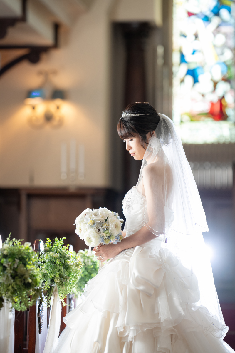 安心ソロウエディング◆洋装１着スタジオ・ロケ―ション撮影プラン【六切写真台紙付】