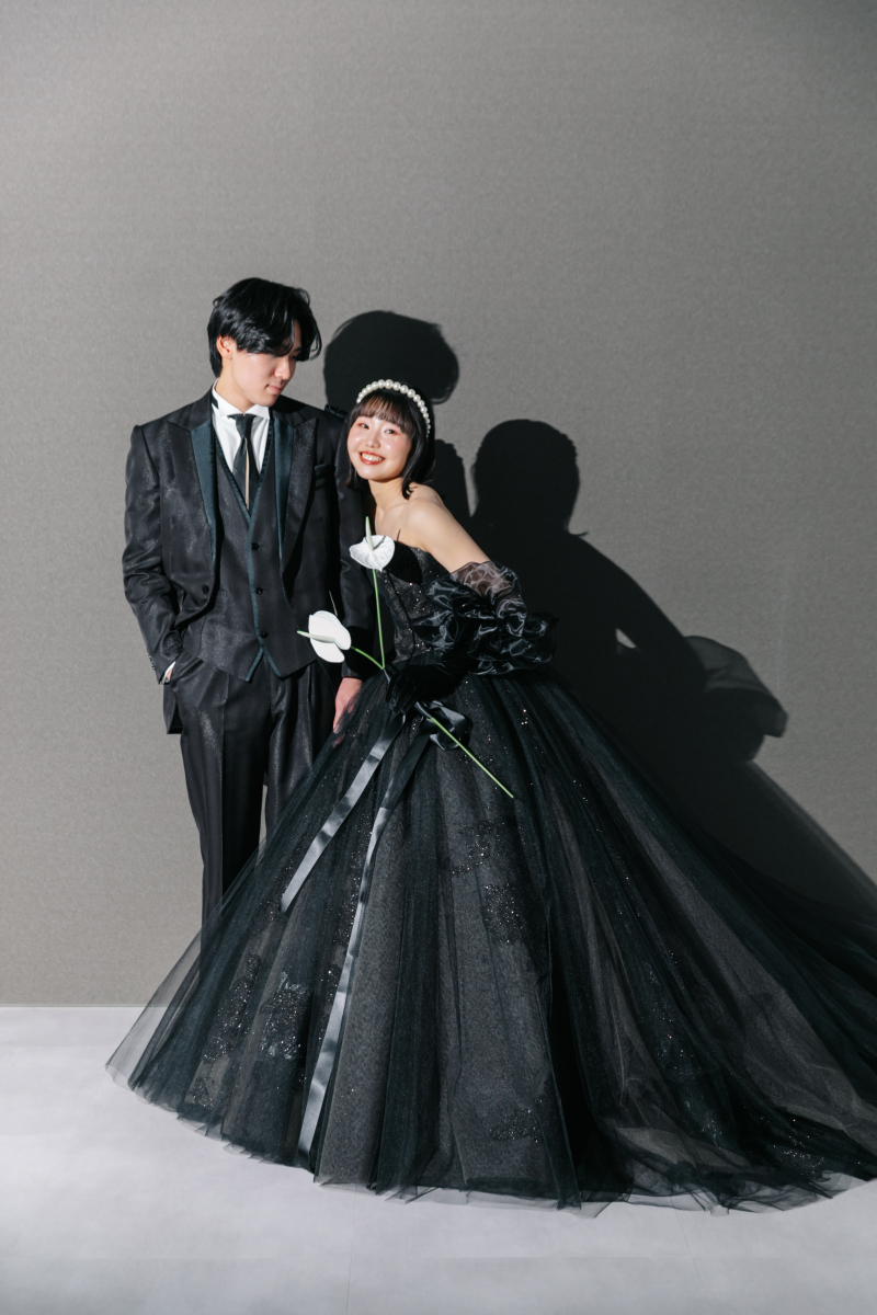 3着目はブラックドレスでシックに撮影
