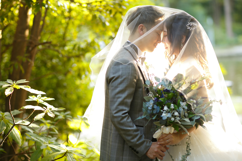 ヴェールを使った幻想的な撮影も☆