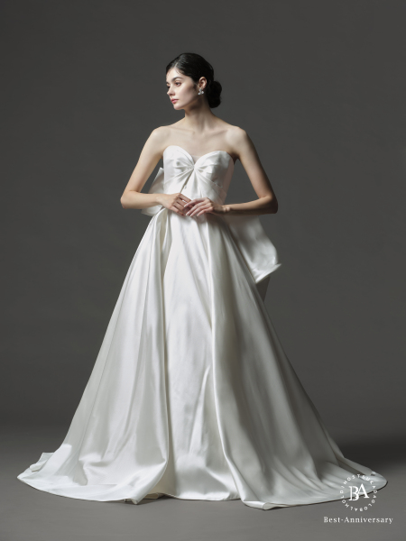 世界中の花嫁から大人気《ANTONIORIVA》のドレスで特別撮影プラン♡スタジオ