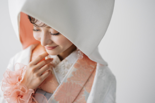 【先着月3組！22,000円分のご来館特典付き】衣裳１点スタジオ｜データ・衣裳・ヘアメイク・小物など必要なものが全てセットに♡