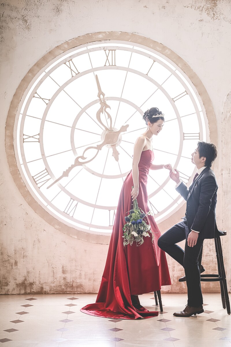 手と手を取り合って