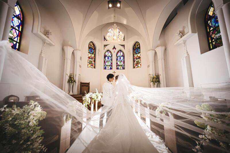 本格チャペルで感動的な１枚を