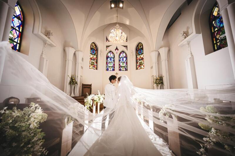 【Photorait限定】本格チャペルフォトプラン｜ドレスや小物は何を選んでも追加料金なし｜データ、美容、ヘアメイク付♪