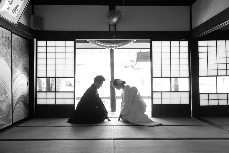 シックな写真も和室ならこんなに素敵に♪