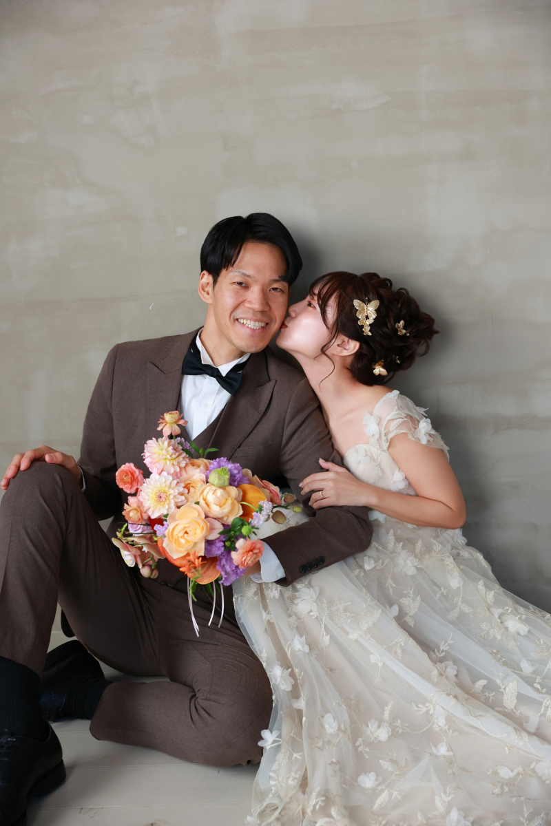 ちょこんと座って