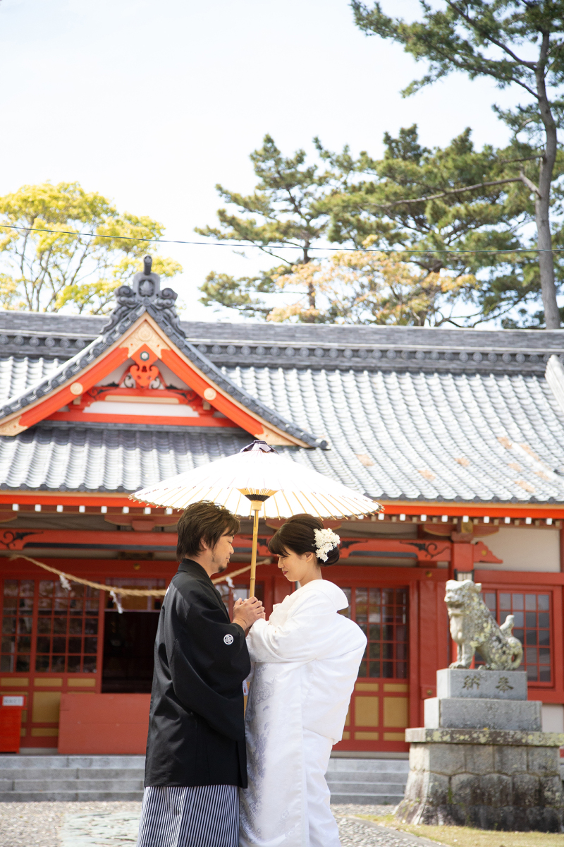 これからの季節は、神社で紅葉ロケーション撮影も