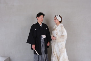 無機質なスタジオで2人の思い出を