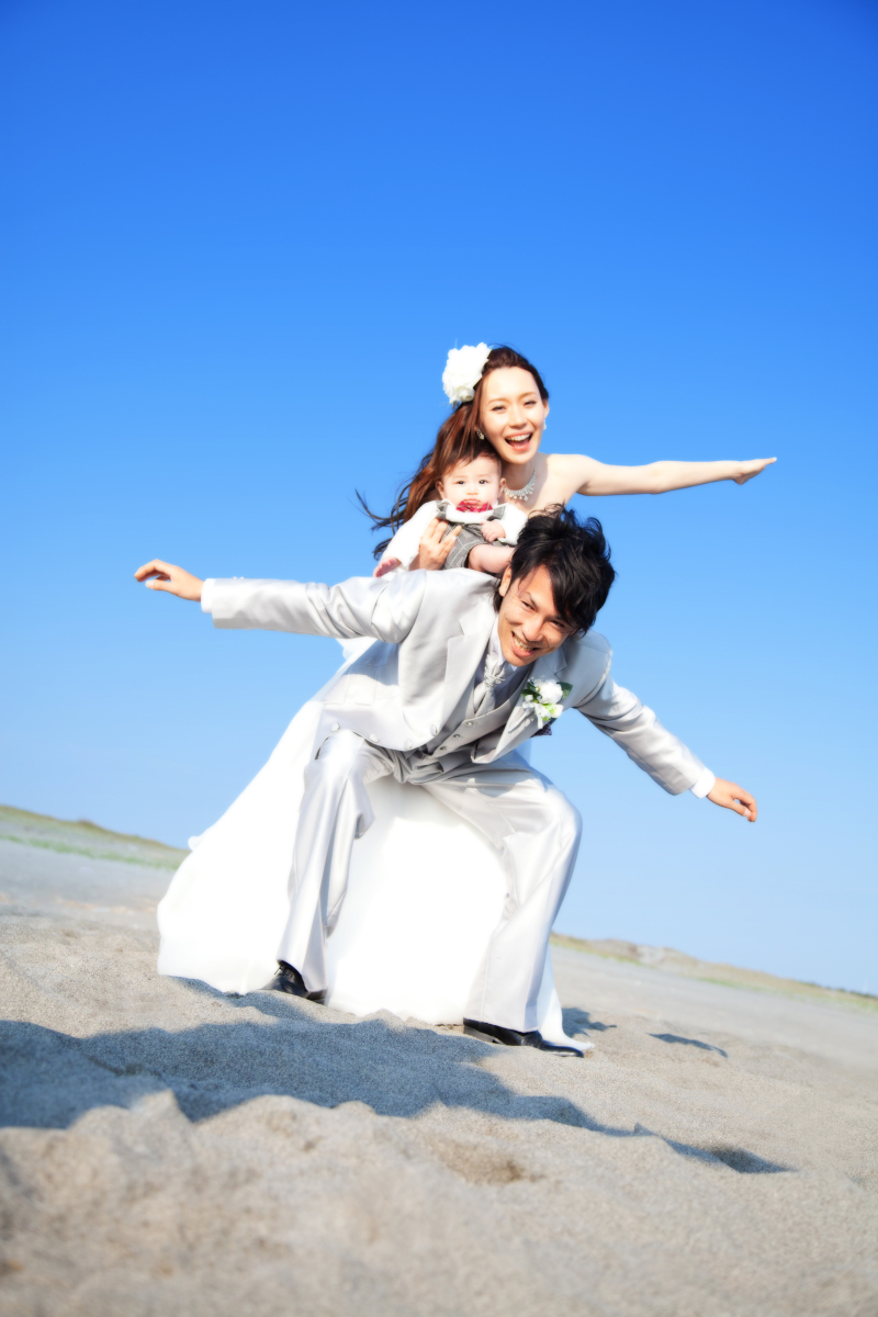 お子様と一緒に家族でフォトウェディング♪