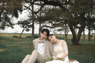 まるで森の中のようなロケーションは、しっとりと曇りでも素敵な雰囲気で撮影が可能です。こちらで撮影ご希望方は店舗スタッフにお気軽にご相談ください。