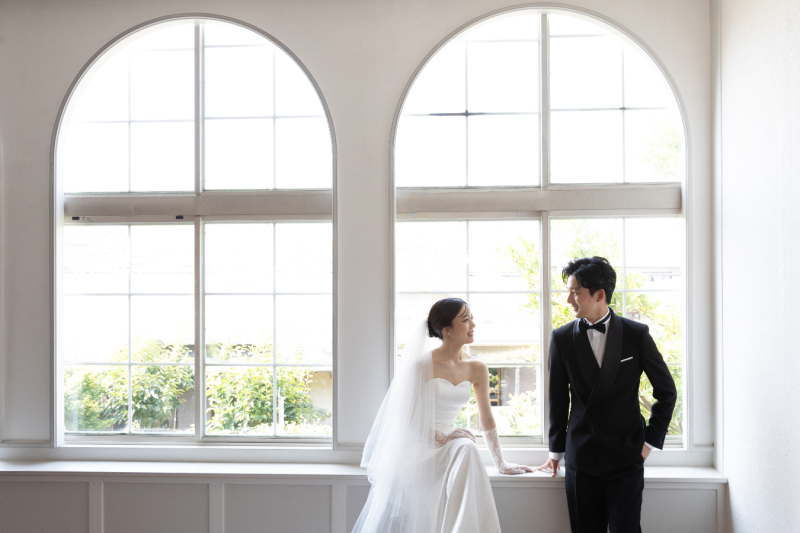 毎月10組限定⭐︎【衣装選び放題☆追加料金なし!】10万円以下で叶える!洋装+和装2着スタジオ撮影♪今だけ98,000円