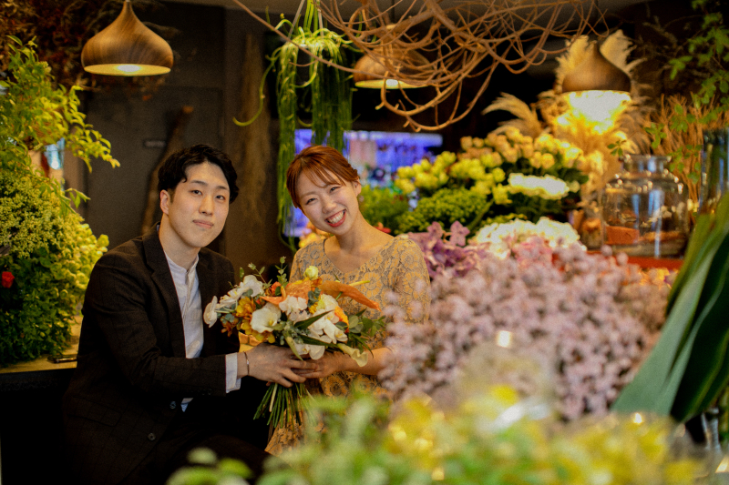 札幌の街並みでチルストリートフォトウェディング