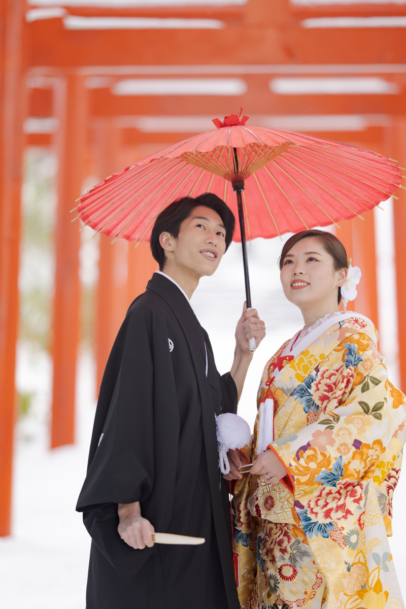 和傘を差して…