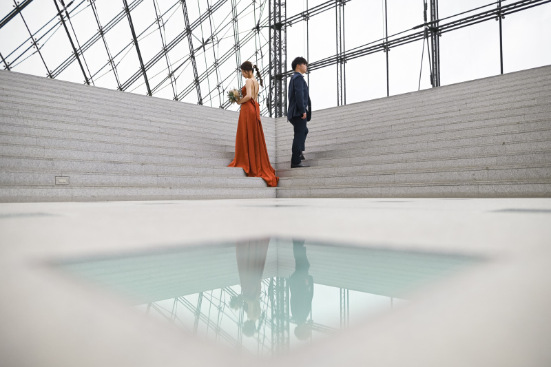 ガラスのピラミッド