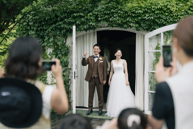 家族と一緒に富良野ロケーションフォトウェディング