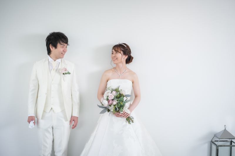 白ドレス Edelweiss