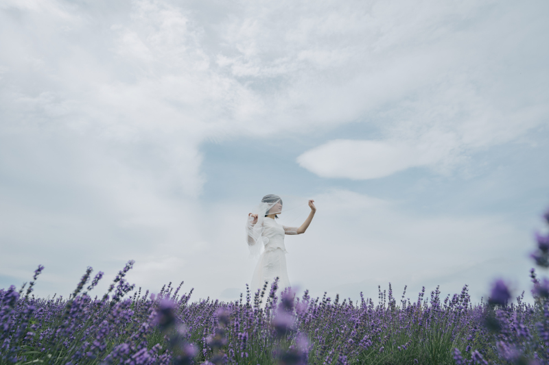 ラベンダー畑で素敵な花嫁写真を撮ろう❀