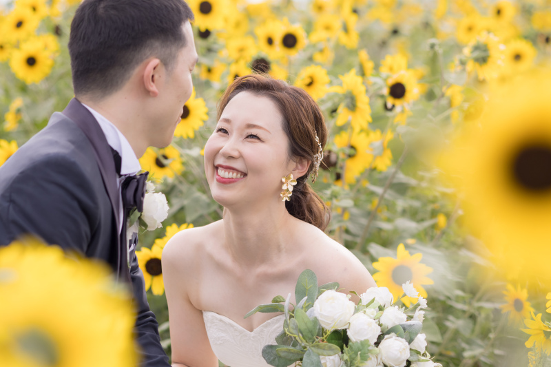 花畑で残す花嫁写真