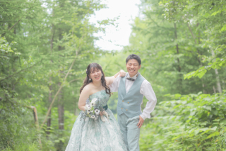 笑いが絶えない！楽しい富良野ロケーションフォトウェディング