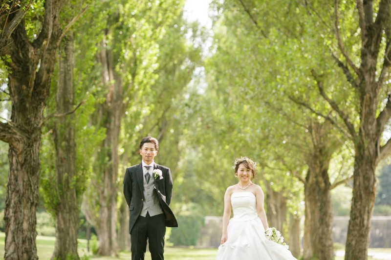 木漏れ日の中で