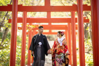 和装も洋装も着れる！ 桜フォトウェディング