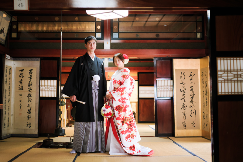 キリッとした雰囲気で