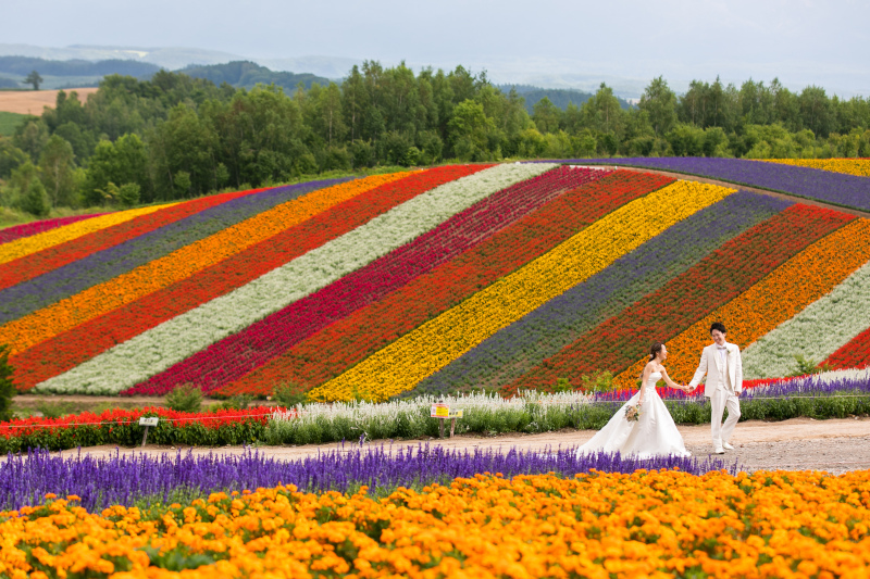 お花に囲まれながら