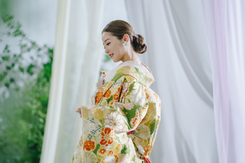 ラヴィファクトリー札幌店_色打掛・着物が豊富