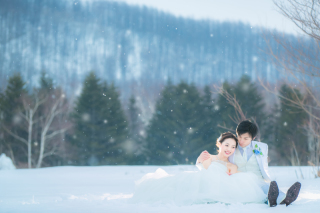 北海道ならではの雪原での撮影。肌寒い北海道の冬ですが、素敵なお写真を残せます！
