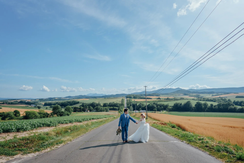 【7・8月撮影限定】富良野プラン|洋装1着・5時間フリー・アルバム付き(富良野までの出張料を含む特別価格)
