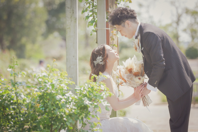 新緑とお花に囲まれたロケ地